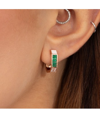 Boucle d'oreille White Enamel Whatever Bold Emerald sur le site 