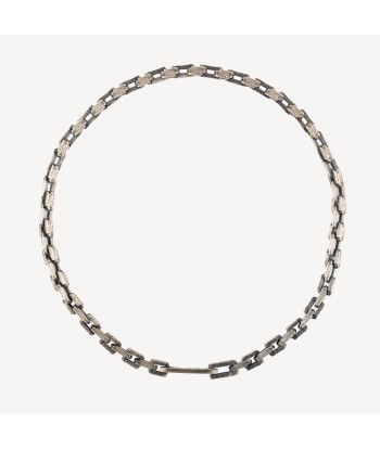 Collier AZK-VK01 Large en Argent est présent 